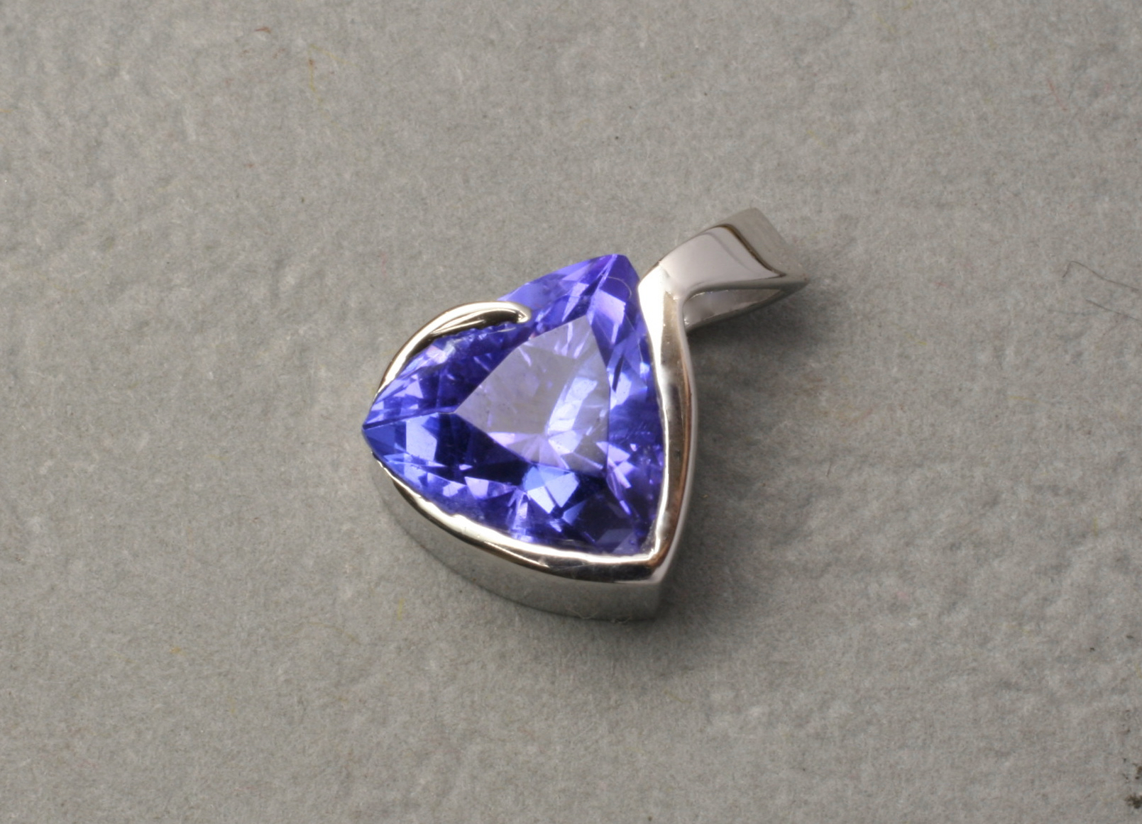 Collier 15