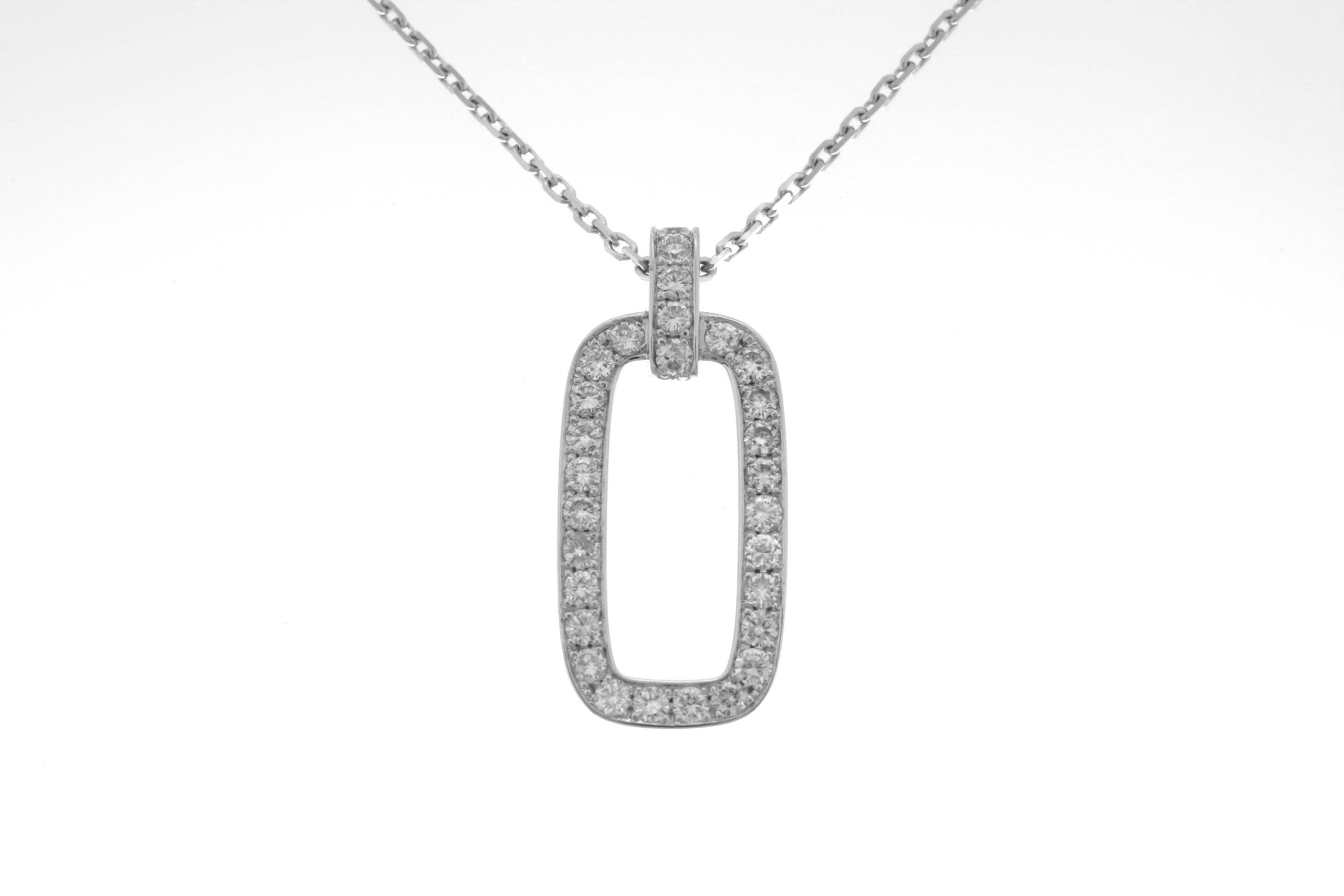 Collier 11